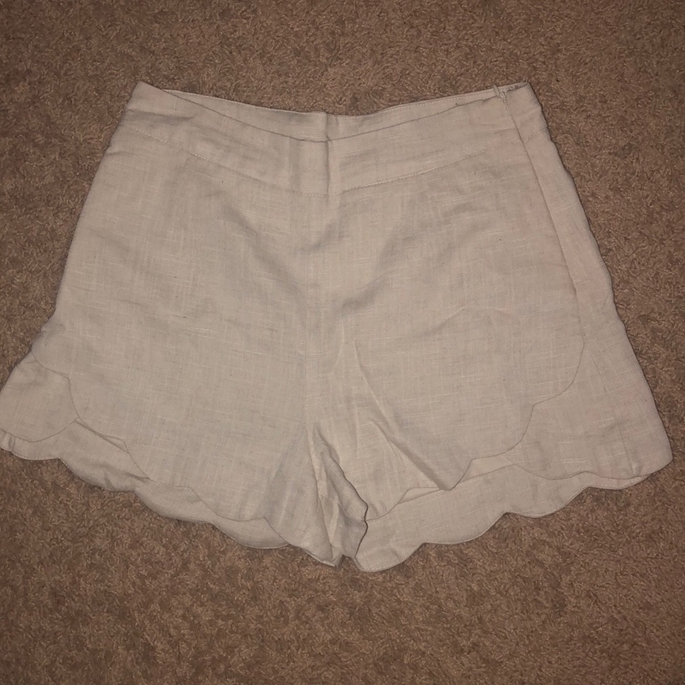 Off white scalloped bottom shorts